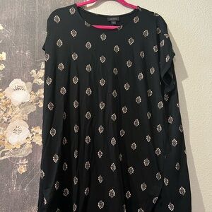 J. Jill Black Tee with Gold Pattern NWT